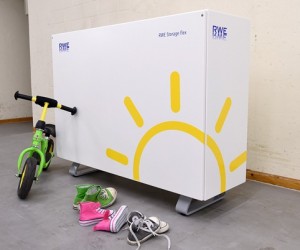 Mit den RWE-Batteriespeichern wird der Solarstrom vom eigenen Dach gespeichert und optimal selbst genutzt.