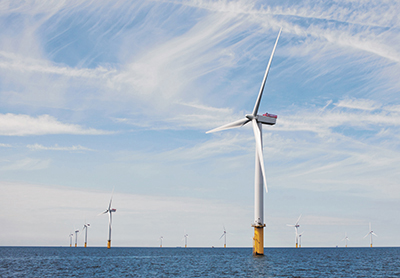 Mit einer installierten Leistung von 576 Megawatt (MW) ist Gwynt y Môr der zweitgrößte Offshore-Windpark weltweit. / Pressebild: Siemens