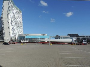 The NICOLAS SMDEL 4-67 in front of the Bellacenter in Copenhagen. Due to the lack of a suitable turning area, this meant that several kilometres had to be overcome in reverse gear before the return journey could begin.