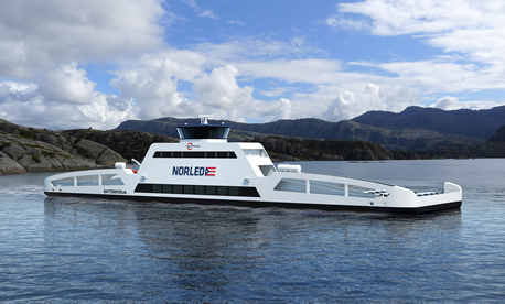 Die von Siemens in Kooperation mit dem Schiffbauer Fjellstrand ausgestattete weltweit erste elektrische Auto- und Passagierfähre wurde in Betrieb genommen. Mit ihren drei Batteriepaketen, eines an Bord und eines in jedem Hafen, fährt sie vollständig emissionsfrei. / Pressebild: Siemens