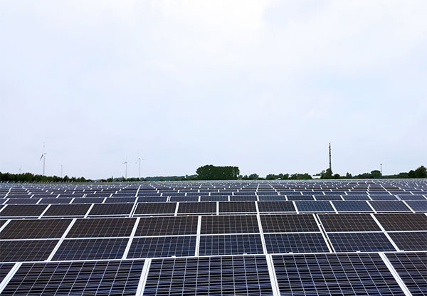 Solarpark mit 6,75 Megawatt in Mecklenburg / Pressebild: aleo solar