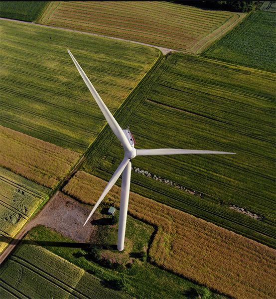 Die FWT 3000 mit dem neuen 120 m Stahlrohrturm ist eine wirtschaftlich interessante Alternative für küstennahe und windreiche Standorte. (Bild: FWT)