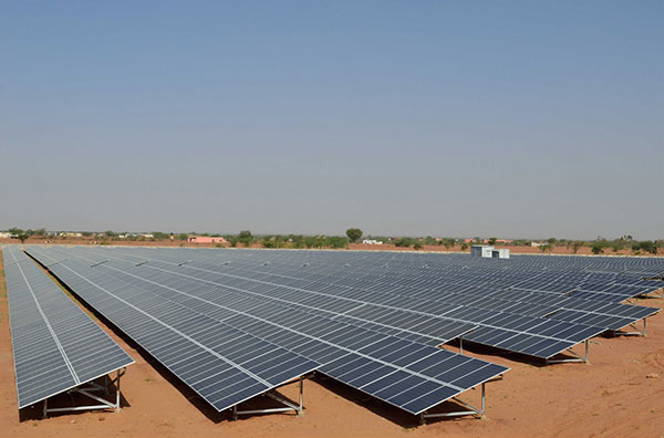 IBC Solar baut seine Aktivitäten in Indien aus / Pressebild: IBC-Solar
