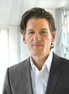 Auf den Industrietagen Wassertechnik 2015 spricht Dr. Andreas Hauser, Leiter von TÜV SÜD Water Services, über die Wiederaufbereitung von Wasser und die Realisierung industrieller Wasserkreisläufe. / Pressebild