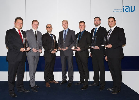 Foto Preisträger (von links nach rechts): Dr. Andreas Businger, Christian Götte, Dr. Elias Baum, Dr. Moritz Julian Schindler, Sven Holzendorf, René Althans, Dr. Kai Franke / Pressebild: IAV