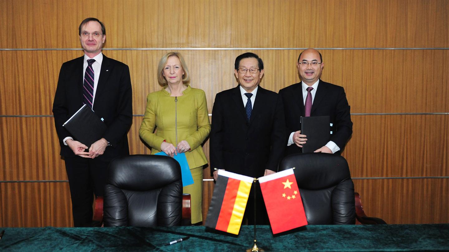 Deutschland und China bauen Zusammenarbeit im Wissenschaftsmanagement aus / Pressebild: DLR