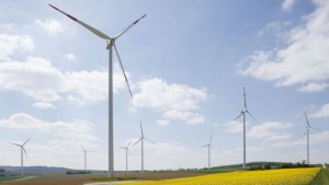 BayWa r.e. hat die Projektrechte für insgesamt 31 Windenergie-Projekte mit einer Leistung von über 370 Megawatt vom Wörrstädter Projektentwickler juwi erworben. / Pressebild