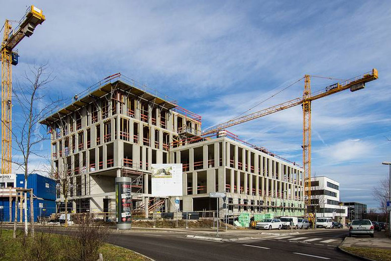Der Rohbau des neuen ZSW-Institutsgebäudes (Foto: ZSW)