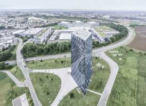 AutomationCenter Kunden können wählen: Qualifizierte technische Händler, die jetzt am neuen Handelspartnerprogramm teilnehmen, ergänzen jetzt den Direktvertrieb von Festo in Deutschland. (Foto: Festo AG & Co. KG)