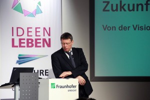 Prof. Görge Deerberg: »Der Trend zur Urbanisierung geht auch uns hier im Ruhrgebiet etwas an.« © Fraunhofer UMSICHT