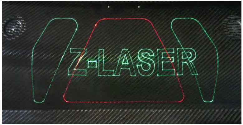 Abb1: Laserprojektion des ZLP auf Composit Material (Carbon-Matten)