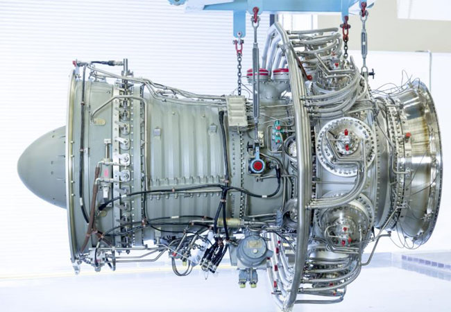 Pressebild: Core Engine der Gasturbine SGT-A30 RB Das Dresser-Rand Geschäft wird zwei SGT-A30 RB-Turbinenstränge (ehemals Industrial RB211) zur Stromerzeugung für die Penglai-Plattform in China liefern.