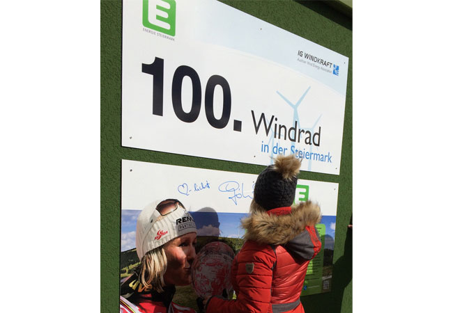 Pressebild: Renate Götschl tauft 100. Windrad in der Steiermark / IG Windkraft