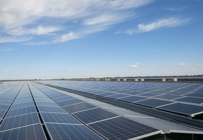 Pressebild: BELECTRIC neuste Innovation: PEG Solarkraftwerkssystem / © 2017 BELECTRIC Solar & Battery GmbH