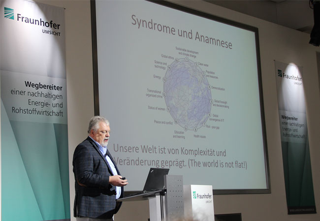 © Foto Fraunhofer UMSICHT Prof. Jürgen-Friedrich Hake, Leiter Systemforschung und Technologische Entwicklung, Forschungszentrum Jülich Forschungszentrum Jülich GmbH und Professor für Energiepolitik und Energiewirtschaft, FH Aachen