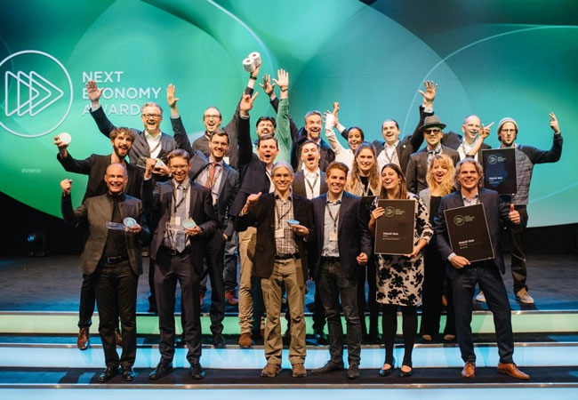 Pressebild: 3. Next Economy Award ehrt Deutschlands nachhaltigste Startups / Die Sieger des 3. Next Economy Awards