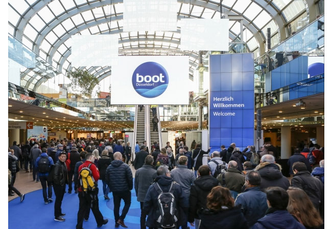 Pressebild: Die EnergieAgentur.NRW präsentiert innovative Energienutzung unter und über Wasser auf der „boot“ 2018 in Halle 4 Stand C 02. Foto: Messe Düsseldorf / ctillmann