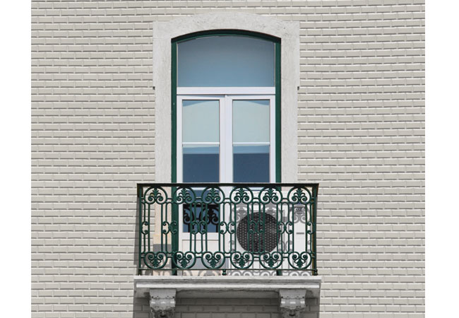 Pressebild: Panasonic MiniECOi LE2 mit 1 Ventilator - Balkon.jpg
