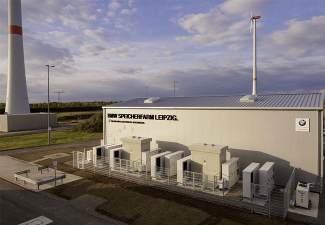 Pressebild: Speicherfarm auf dem Gelände des BMW Werkes in Leipzig kurz vor der Einweihung am 26. Oktober 2017 (Christoph Busse)
