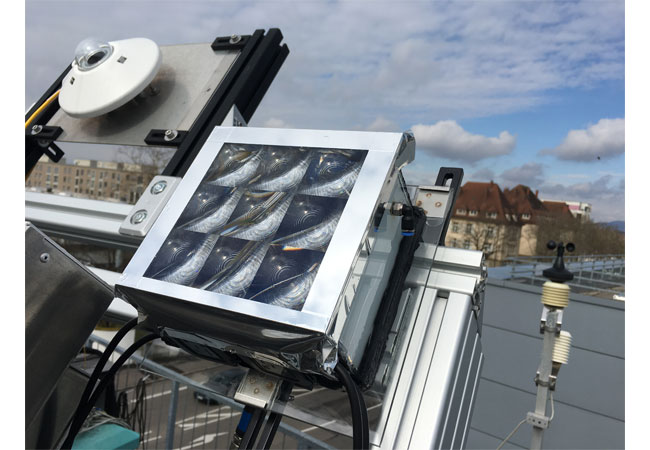 Pressebild: © Fraunhofer ISE EyeCon Konzentratormodul mit einer Fläche von 144 Quadratmillimetern, welches auf einer 2-achsigen Nachführeinheit des Fraunhofer ISE vermessen wird.