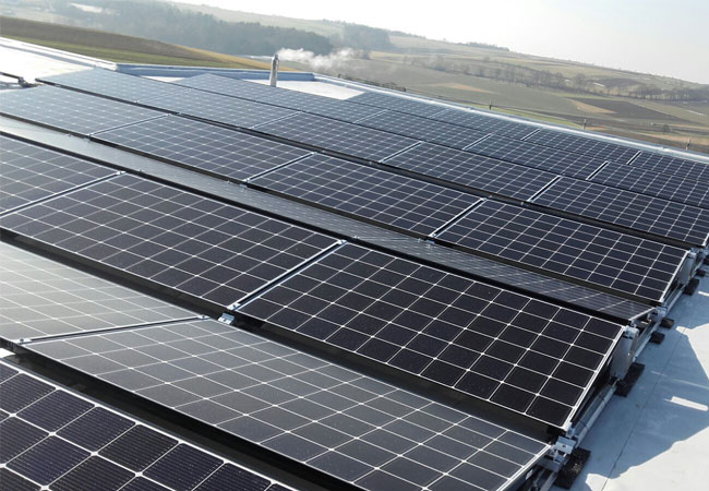 Pressebild: Solaranlage Industrie / © 2018 iKratos Solar und Energietechnik GmbH