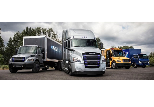 Pressebild: Daimler Trucks etabliert globale E-Mobility Group und präsentiert zwei Elektro-Lkw für die USA