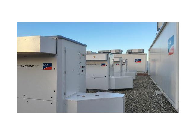 Pressebild: Systemtechnik von SMA kommt in Europas größtem Batteriespeicherprojekt zum Einsatz / SMA Solar Technology AG