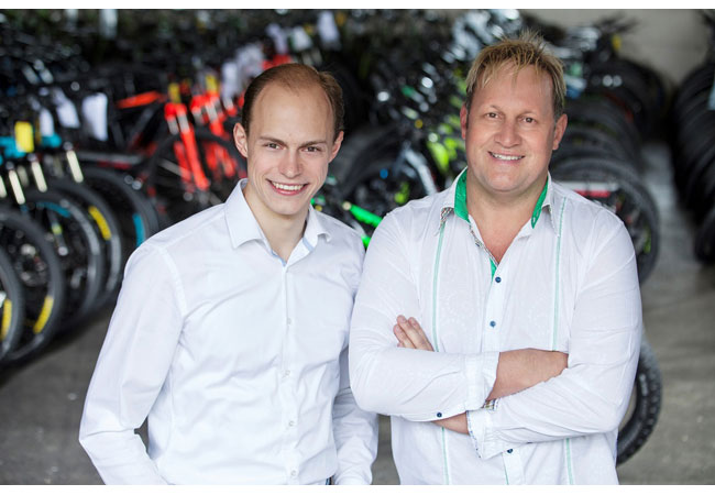 Pressebild: Philipp_Zimmermann_Richard_Hirschhuber_CEOS_Copyright_Greenstorm_Mobility