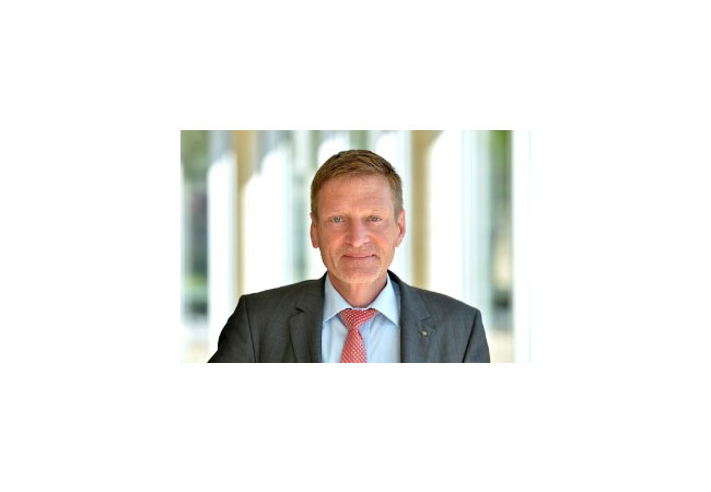 Pressebild: Prof. Dr. Kurt Rohrig Stellvertretender Institutsleiter, Wissenschaftlicher Programmdirektor, Ombudsperson zur Sicherung der guten wissenschaftlichen Praxis