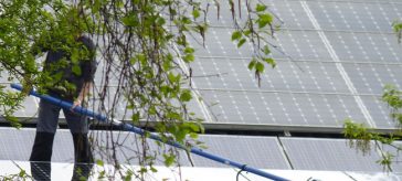 Der aktuelle Stand auf deutschen Dächern fordert konsequente Maßnahmen ein. / Foto: HB