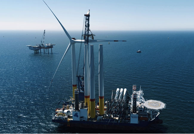 Pressebild: Offshore-Windprojekt Arkona: Erste Turbine steht / © 2018 ds.Xpress GmbH
