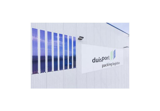 Pressebild: Solarfolien für Hallenfassaden im Freihafen