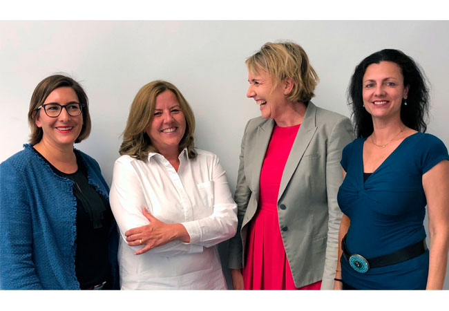 PM: v.l.n.r.: Simone Thomas, Marie-Louise Bornemann, Dr. Simone Peter, Elke Hanel