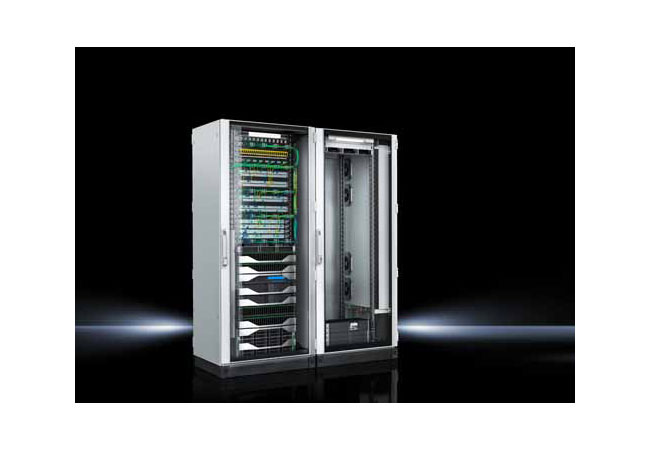 Pressebild: Mit dem schlüsselfertigen Edge Data Center von Rittal können Unternehmen schnell und kostengünstig Datacenter für Industrie 4.0-Anwendungen aufbauen. Praktische Tipps und Anwendungsfälle zu Edge und 5G erhalten Teilnehmer in Workshops bei der IoT-Veranstaltungsreihe von Cloud Ecosystem und Rittal in Berlin (04.09.), Frankfurt (13.09.) und München (25.09.).