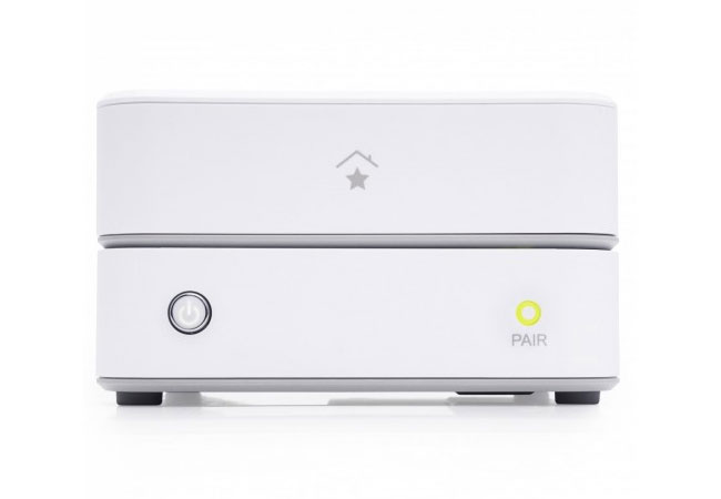 PB: innogy SmartHome - neue Zentrale Front Neue SmartHome-Steuerzentrale setzt Maßstäbe