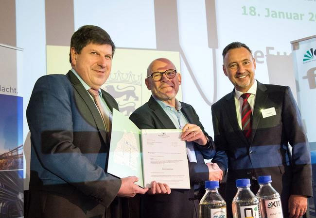 PB: Gemeinsames Ziel: Kraftstoffe neu denken Foto: Markus Breig, KIT