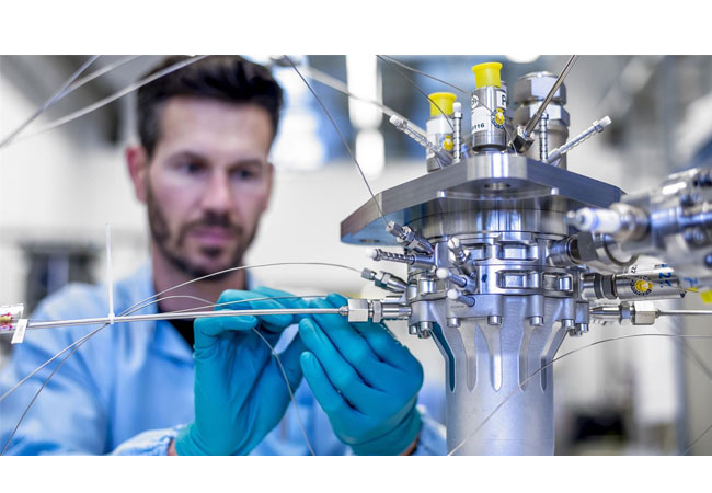 BERTATriebwerk / Raketenmotor BERTA im DLR-Prüfstand gezündet
