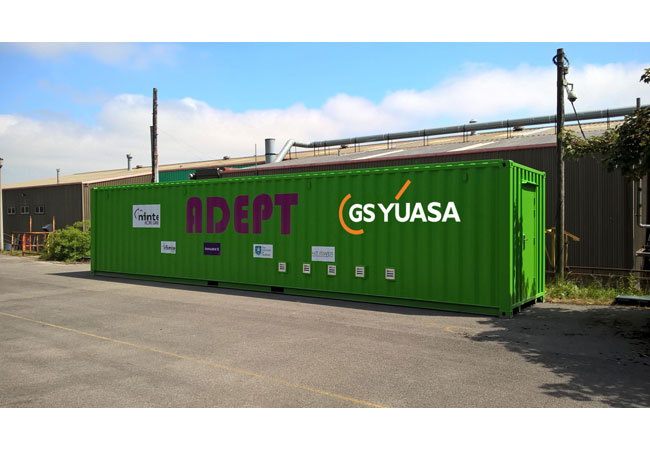 Pressebild: Die Energiespeicherplattform ADEPT auf Container-Basis funktioniert mit einer Kombination aus Lithium-Ionen- und Blei-Säure-Batterien von GS YUASA.