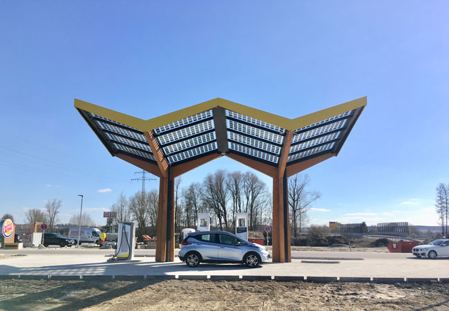 PB: Fastned eröffnet Schnellladestation in Pilsting an der A92