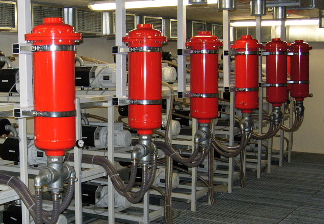 PB: contec Vakuumpumpenfilter im Einsatz bei Rotorblattherstellung. Bildrechte: contec GmbH Industrieausrüstungen