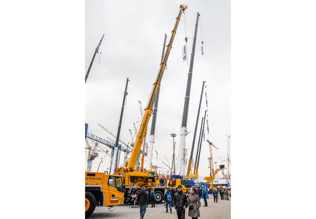 PB: Schwerlast-Experte erfolgreich auf der bauma