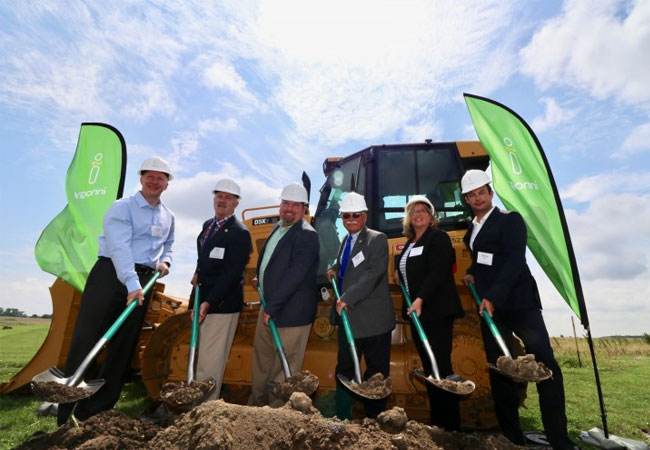PB: Spatenstich Onshore-Windpark Scioto Ridge / v.l.n.r.: Andrew Young, CEO Innogy Renewables US; Tim Striker, Hardin County Commissioner; Jason Dagger, Project Manager Scioto Ridge; Roger Crowe, Hardin County Commissioner; Jacqueline Fitzgerald, Hardin County Economic Development Director; Fabian Gaus, CFO Innogy Renewables US