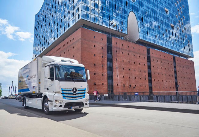 PB: Nagel-Group fährt jetzt in Hamburg elektrisch – gesamte Mercedes-Benz eActros „Innovationsflotte“ im Praxiseinsatz
