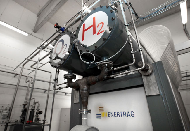 PM: Innenansicht des Hybridkraftwerks von ENERTRAG bei Prenzlau © ENERTRAG Aktiengesellschaft