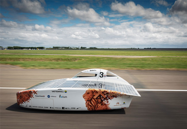 PB: Heute hat Vattenfall in Amsterdam seinen neuesten Solar-Rennwagen präsentiert