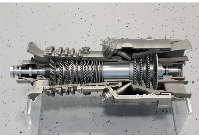 PB: Skaliertes Modell einer Gasturbine zur Stromerzeugung; komplett mit additiven Verfahren hergestellt. / Fraunhofer IFAM Dresden