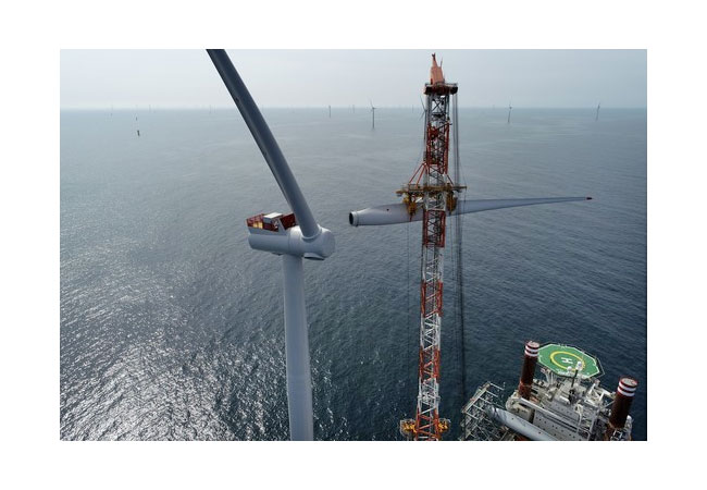 PB: Ørsted stellt weltweit ersten Offshore-Windpark mit einer Leistung von 1 GW auf / ©: Ørsted
