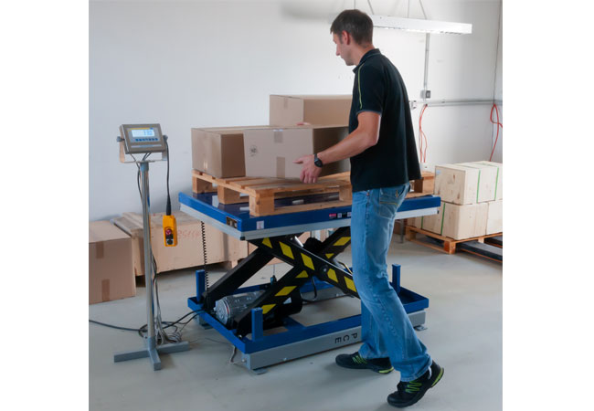 PB: Die PCE Deutschland GmbH hat die hydraulische Hubtisch – Plattformwaage PCE-HLTS 500 jetzt ganz neu ins Sortiment aufgenommen