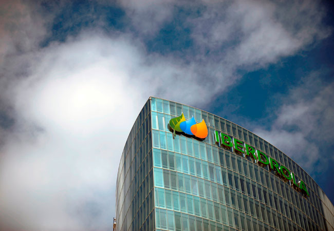 Pressefoto: Gute Stimmung im Torre Iberdrola in Bilbao (© Iberdrola)