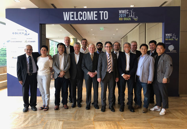 PB: Peter Rae AO and the new elected WWEA board members. (www.WWindEA.org)